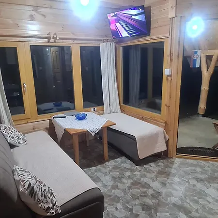 Markove Kolibe 5, Uvac, *