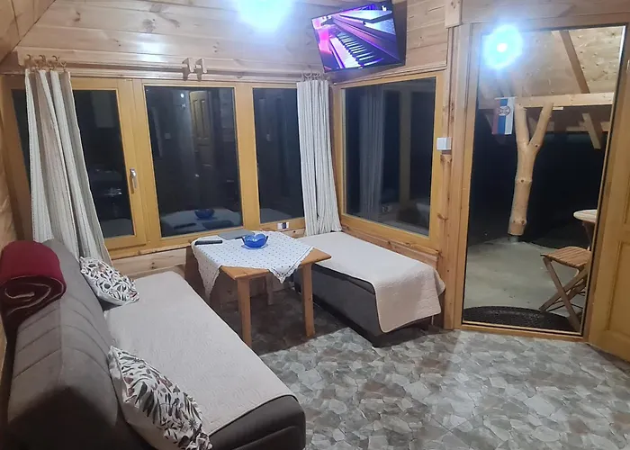 Markove Kolibe 5, Uvac, *